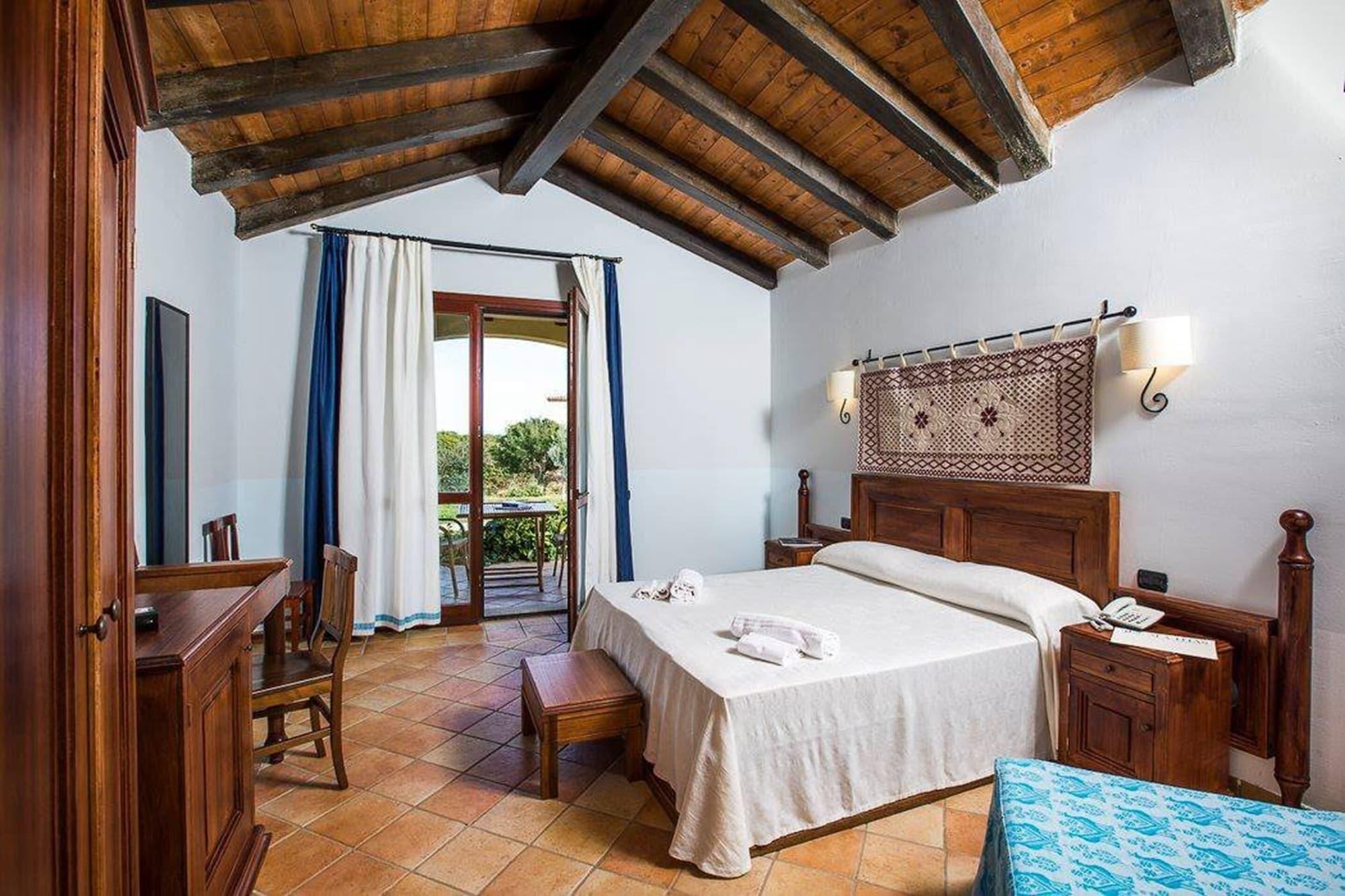 Cala Luas Resort 카데두 외부 사진