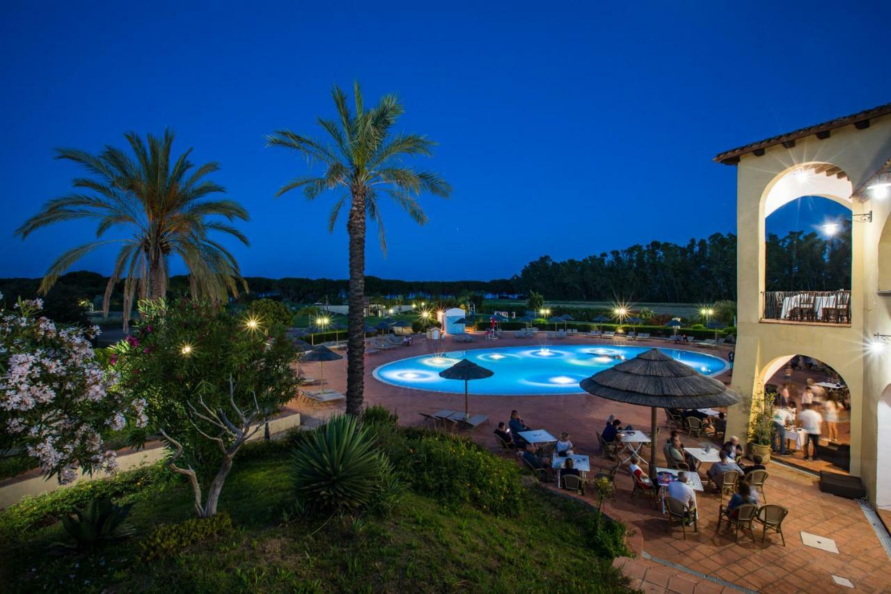 Cala Luas Resort 카데두 외부 사진